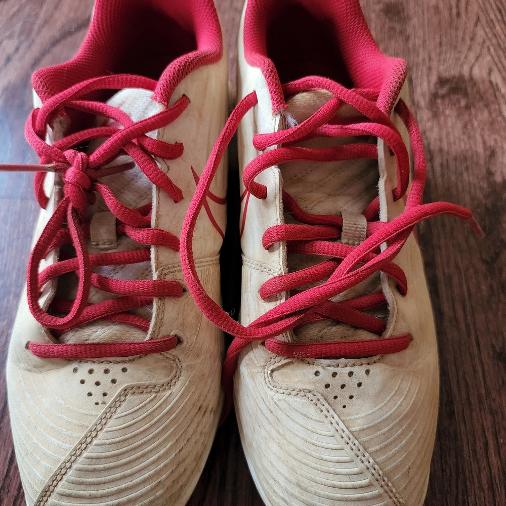 Nike Softball cleats sz. 7 1/2